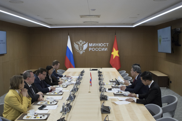 Состоялась встреча глав министерств юстиции Российской Федерации и Социалистической Республики Вьетнам Состоялась встреча глав министерств юстиции Российской Федерации и Социалистической Республики Вьетнам