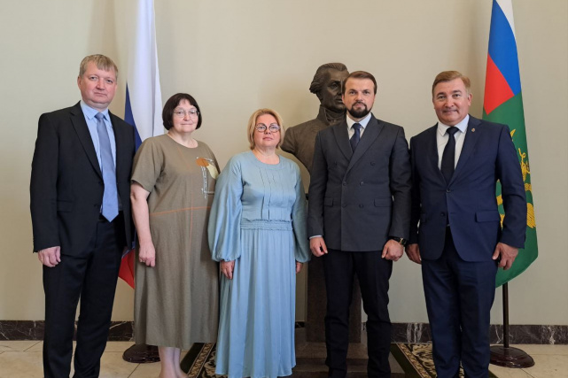 Церемония подписания соглашений о взаимодействии по вопросам поддержки семьи Церемония подписания соглашений о взаимодействии по вопросам поддержки семьи