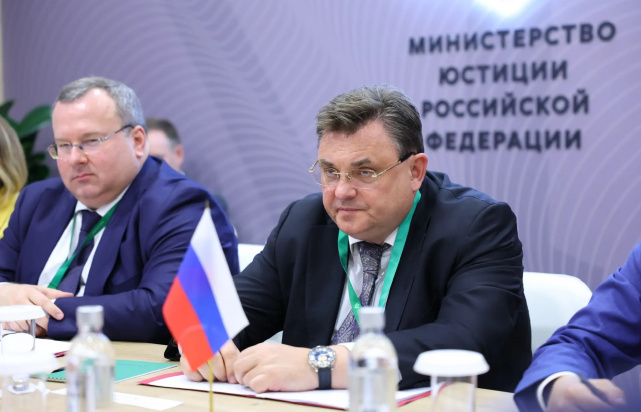 В рамках ПМЮФ состоялись международные встречи Министра юстиции Российской Федерации по вопросам совершенствования механизма передачи осуждённых В рамках ПМЮФ состоялись международные встречи Министра юстиции Российской Федерации по вопросам совершенствования механизма передачи осуждённых