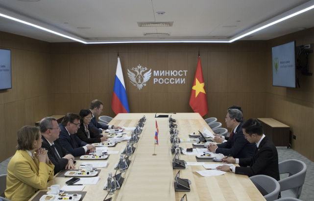 Состоялась встреча глав министерств юстиции Российской Федерации и Социалистической Республики Вьетнам Состоялась встреча глав министерств юстиции Российской Федерации и Социалистической Республики Вьетнам